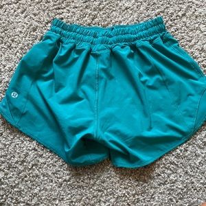 Lululemon Hottie shorts